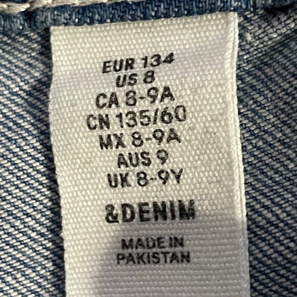 Bundle: Girls' Denim Shorts with Lace & Folded Hem – Size 8 - Picture 5 of 5